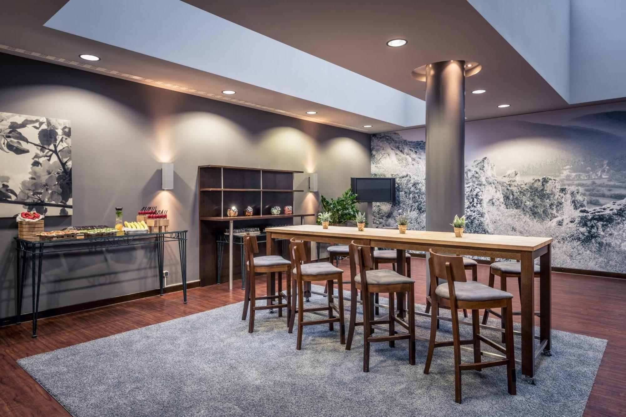 Courtyard By Marriott Munich City Center, Munich